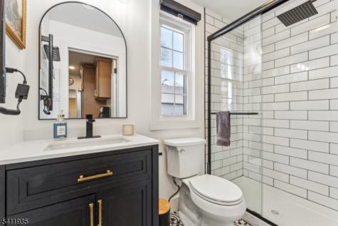 64 Hillcrest Road Watchung NJ 07069