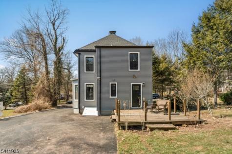 64 Hillcrest Road Watchung NJ 07069