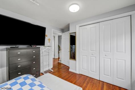 31 Hay Avenue Nutley NJ 07110