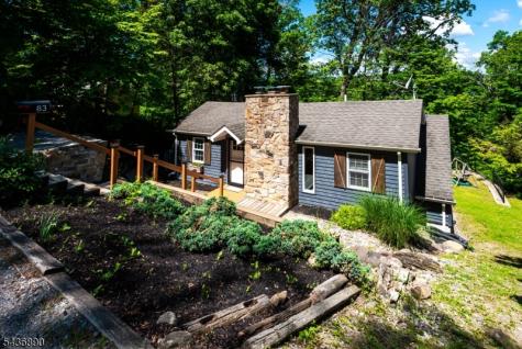 83 Hilltop Trail Sparta NJ 07871