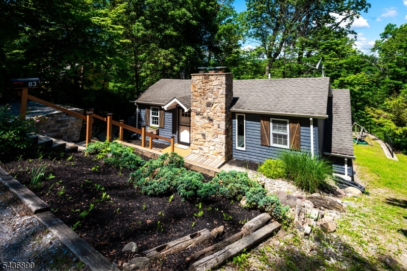 83 Hilltop Trail Sparta NJ 07871