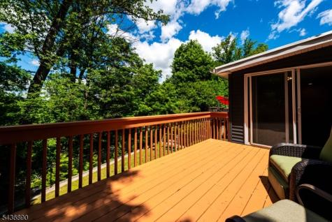 83 Hilltop Trail Sparta NJ 07871