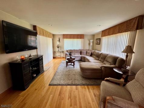 507 Stalevicz Lane Rahway NJ 07065