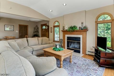 368 Franklin Road Denville NJ 07834