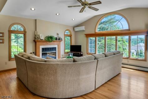 368 Franklin Road Denville NJ 07834