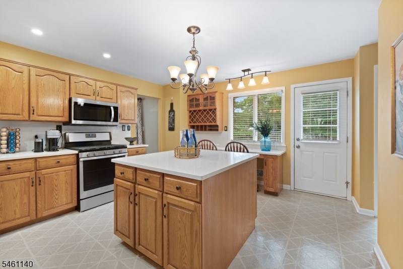 3 Wythe Circle Hillsborough NJ 08844