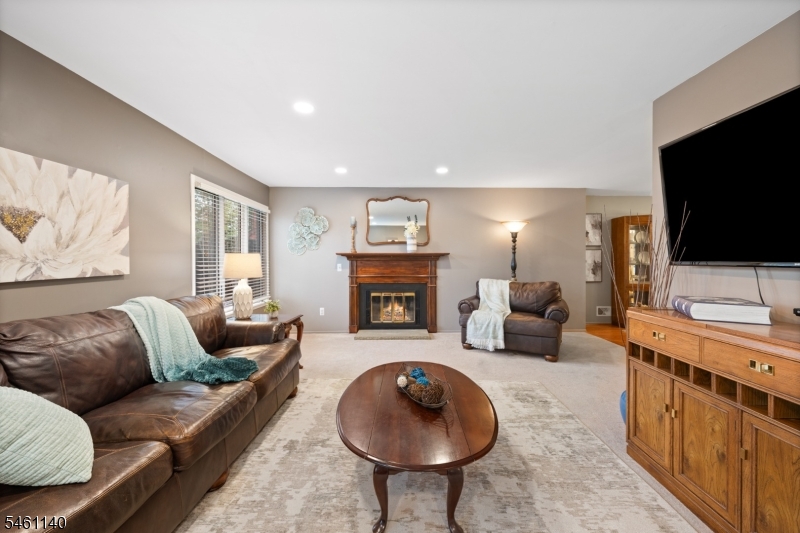 3 Wythe Circle Hillsborough NJ 08844