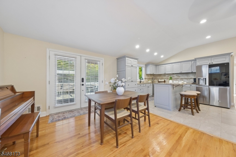 12 Knollwood Drive Livingston NJ 07039