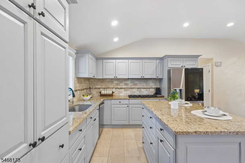 12 Knollwood Drive Livingston NJ 07039