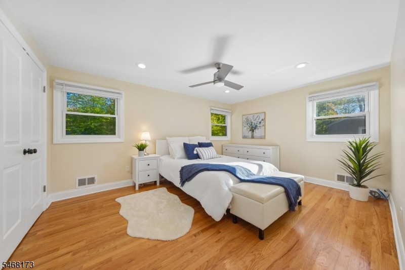 12 Knollwood Drive Livingston NJ 07039