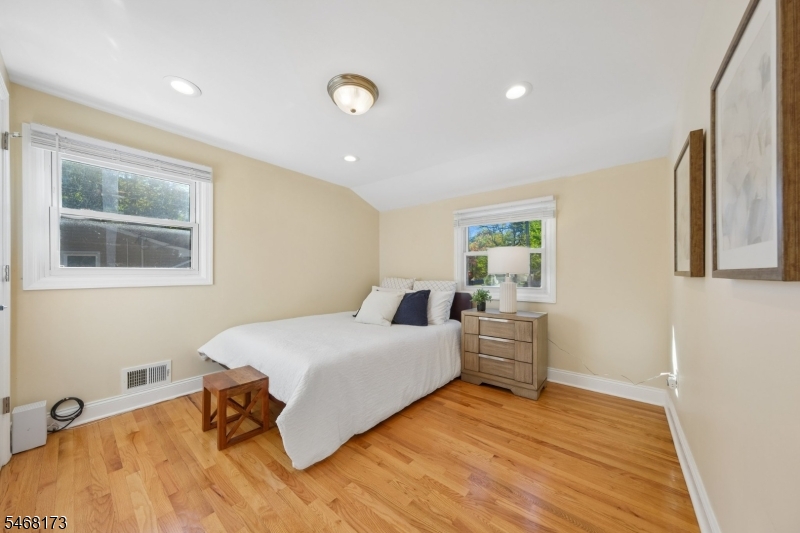 12 Knollwood Drive Livingston NJ 07039