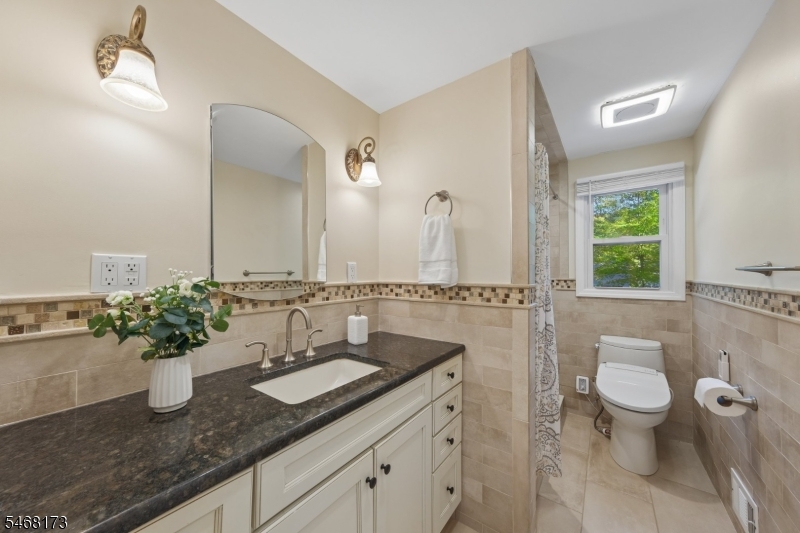 12 Knollwood Drive Livingston NJ 07039