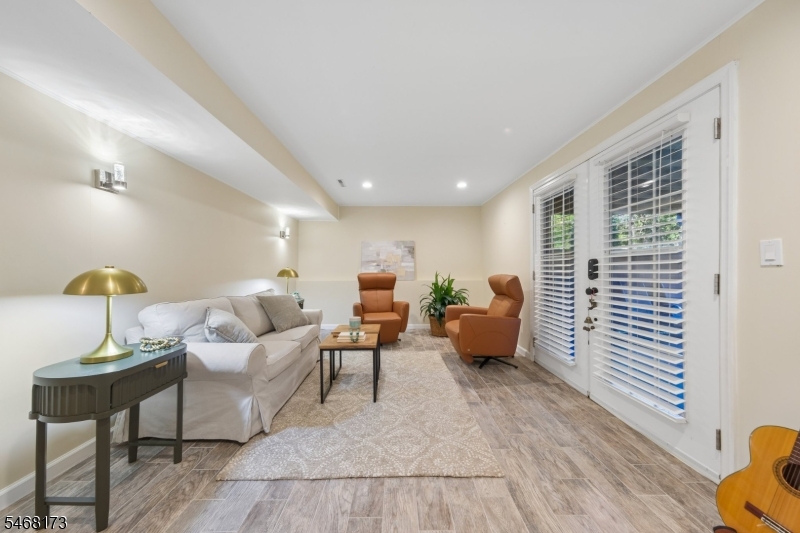 12 Knollwood Drive Livingston NJ 07039