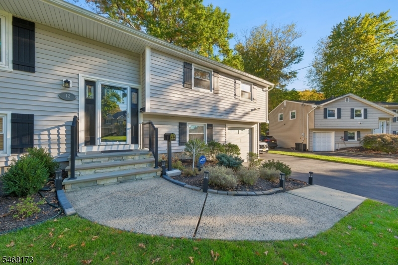 12 Knollwood Drive Livingston NJ 07039