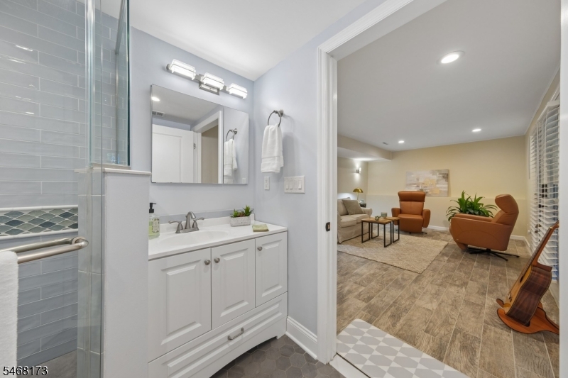 12 Knollwood Drive Livingston NJ 07039