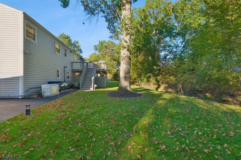 12 Knollwood Drive Livingston NJ 07039