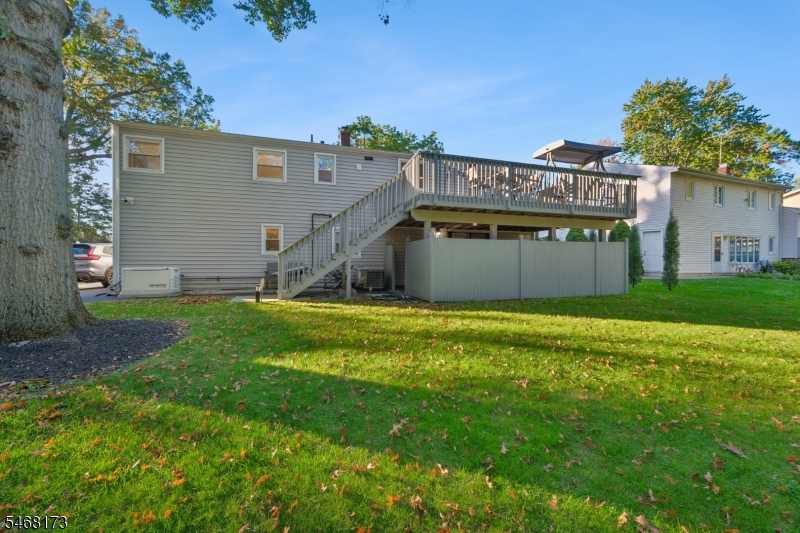 12 Knollwood Drive Livingston NJ 07039