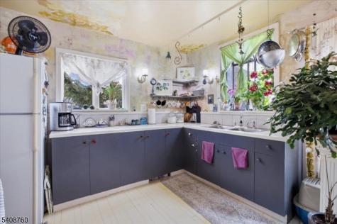 69 Kostenbader Road Hope NJ 07825