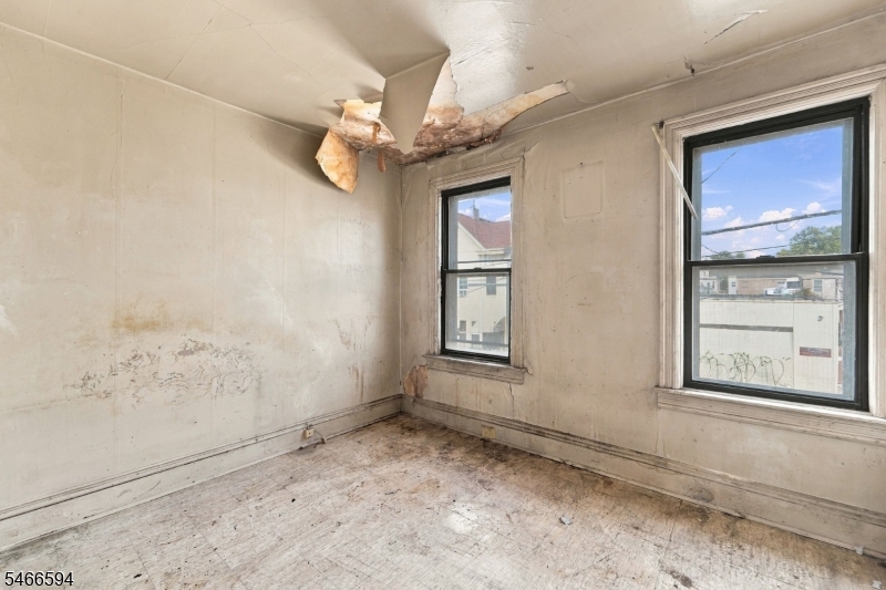 733 Adeline Street Trenton NJ 08611