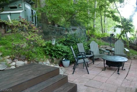 162 Lakeside Drive Liberty NJ 07823