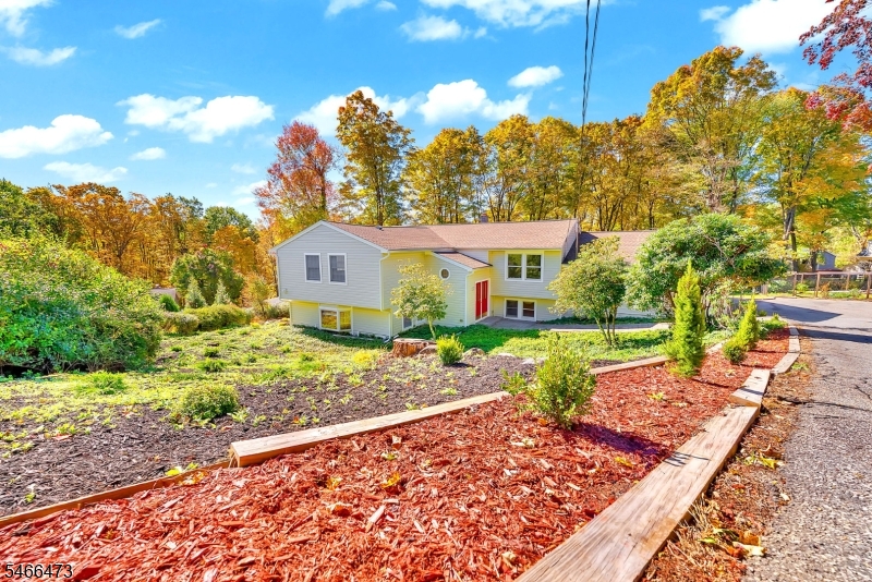 11 Mountain View Terrace Byram NJ 07871