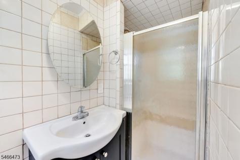 11 Mountain View Terrace Byram NJ 07871