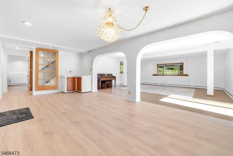 11 Mountain View Terrace Byram NJ 07871