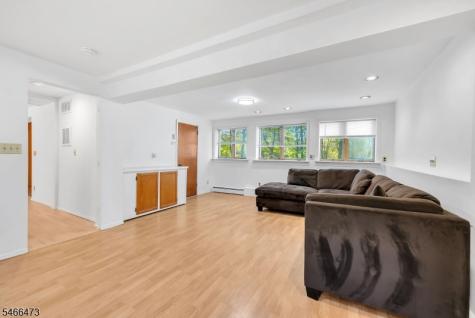 11 Mountain View Terrace Byram NJ 07871