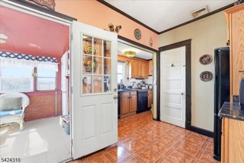 4701 Aschoff Place North Bergen NJ 07047
