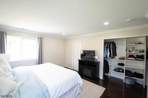 92 Connelly Avenue Mount Olive NJ 07828
