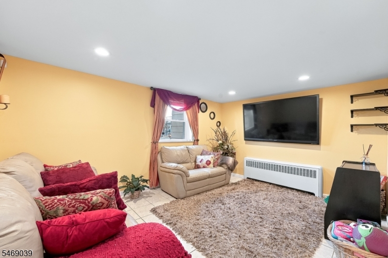 1747 Colgate Place Union NJ 07083