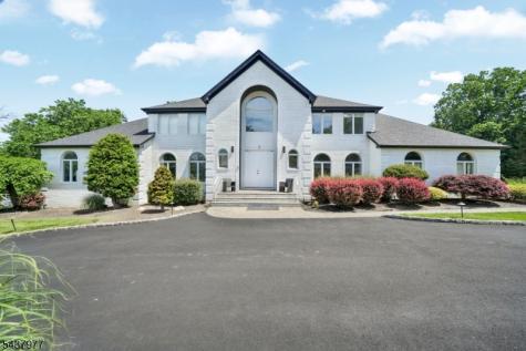 14 Woodshire Terrace Montville NJ 07082