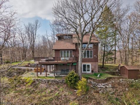 32 Evergreen Trail Vernon NJ 07462