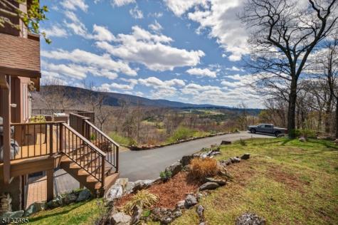 32 Evergreen Trail Vernon NJ 07462