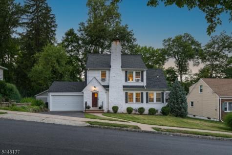 7 Bradford Avenue West Orange NJ 07052
