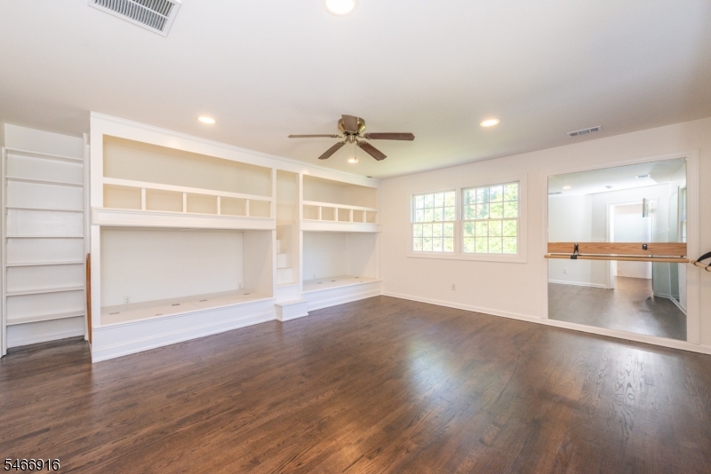 81 Harter Road Morris NJ 07960