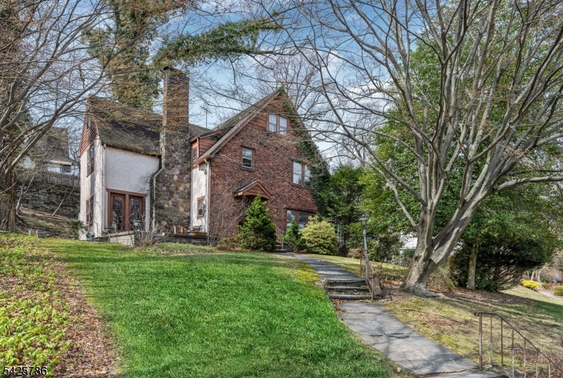 342 Hillcrest Road Ridgewood Village NJ 07450