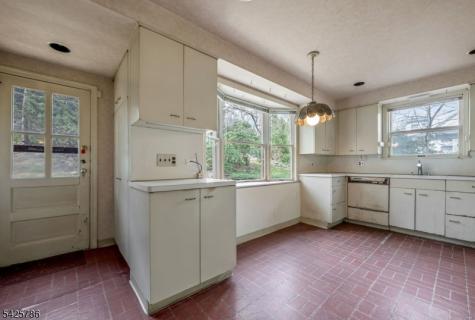342 Hillcrest Road Ridgewood Village NJ 07450