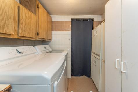 22 Tioga Avenue Parsippany-troy Hills NJ 07034