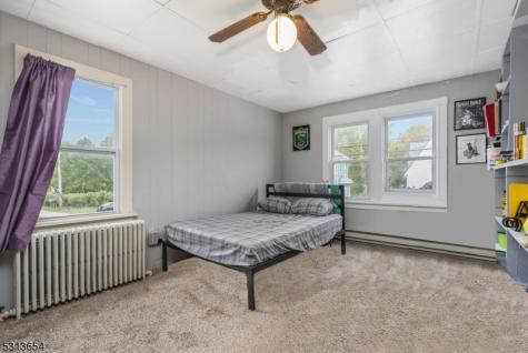 66 Carpenter Street Milford NJ 08848