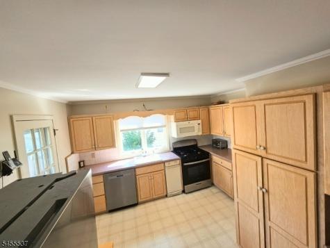 121 W Hanover Avenue Morris Plains NJ 07950