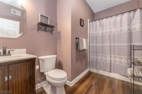 7 Maple Springs Road Alexandria NJ 08867