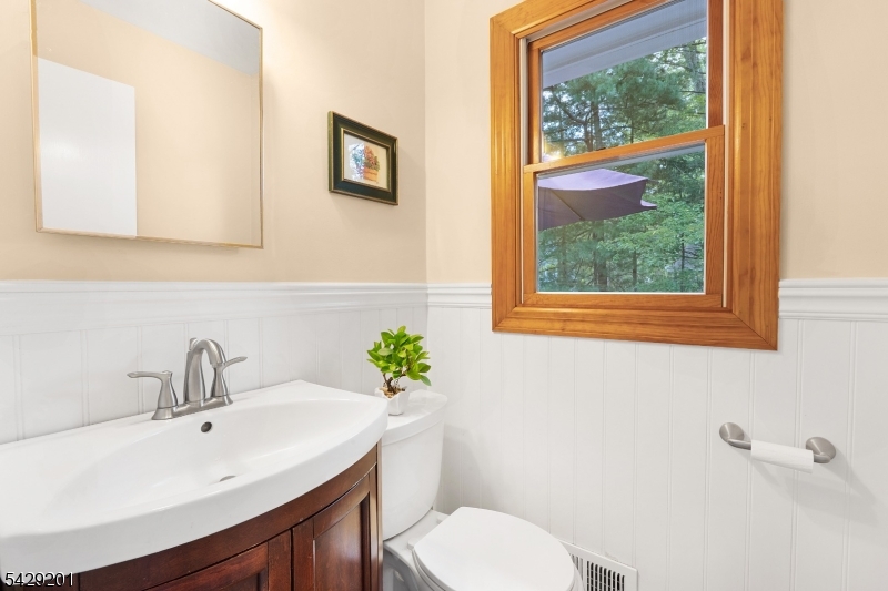14 Mountain Avenue Warren NJ 07059