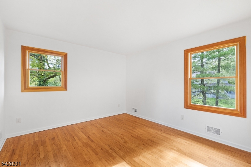 14 Mountain Avenue Warren NJ 07059