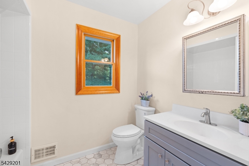 14 Mountain Avenue Warren NJ 07059