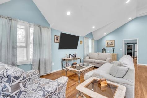 9 Mueller Lane Franklin NJ 07882