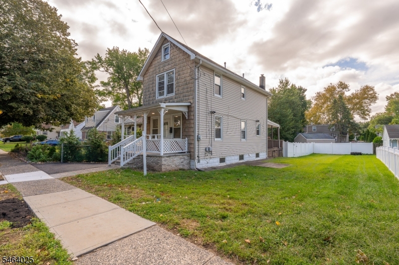 704 W Lake Avenue Rahway NJ 07065