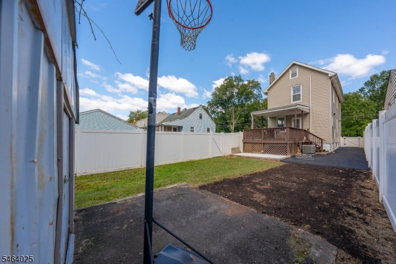 704 W Lake Avenue Rahway NJ 07065