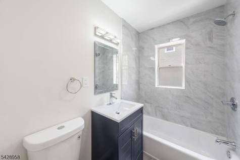 55 Kenmore Avenue Newark NJ 07106
