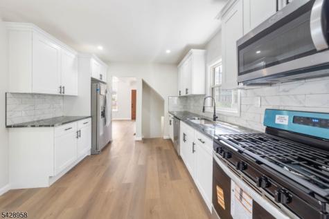 55 Kenmore Avenue Newark NJ 07106